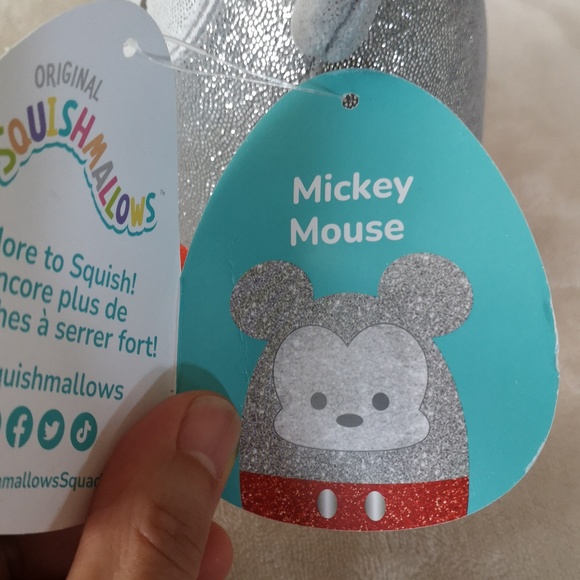 Squishmallow 5 inches Mickey Mouse Disney 100th anniversary, red and siver - Picture 6 of 7